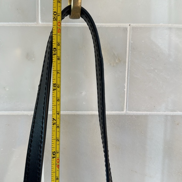 Black vegan leather bucket bag - Picture 7 of 7